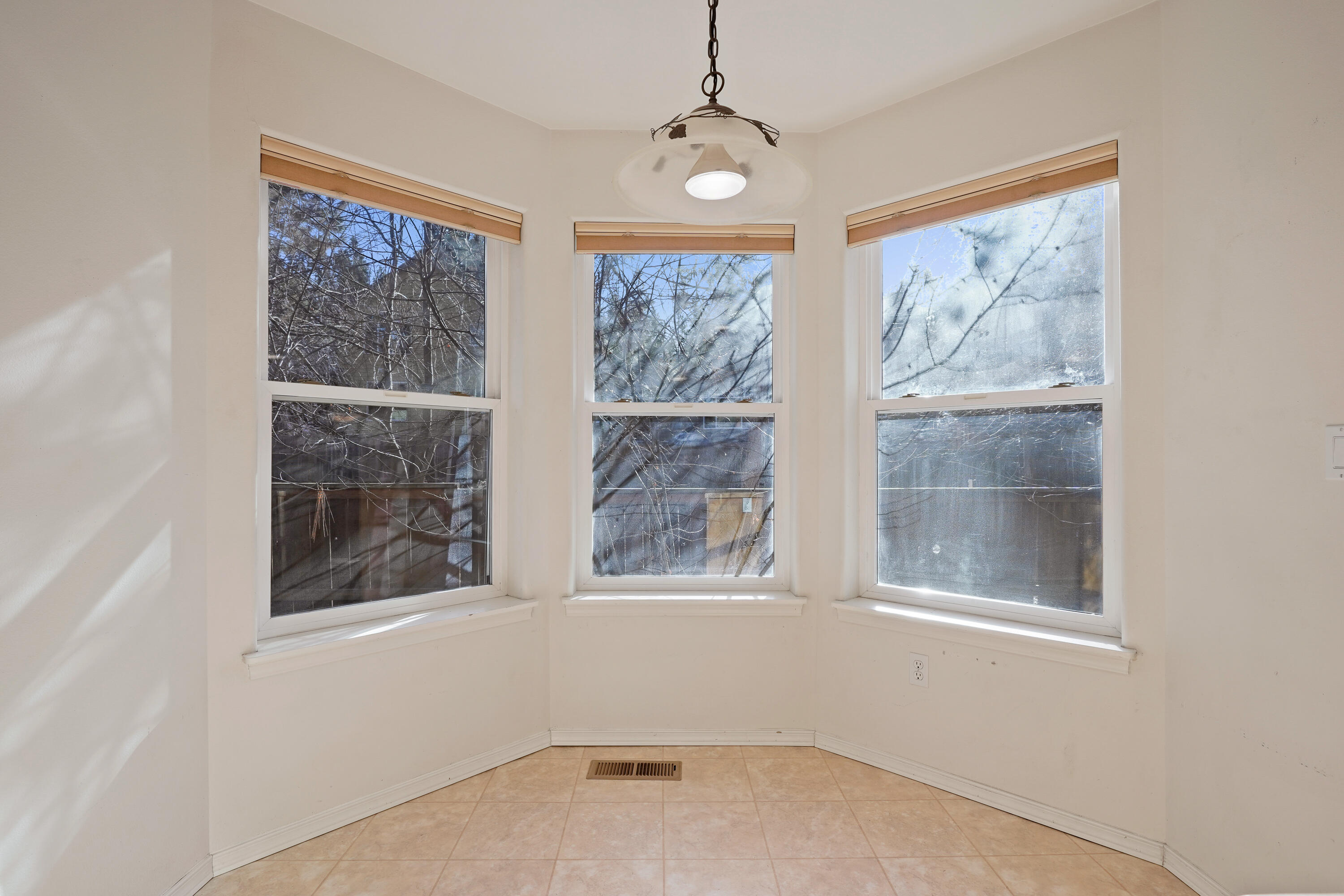 61274 Southwest Brookside Loop Bend, OR 97702 - Photo 16 of 36 DSC00970