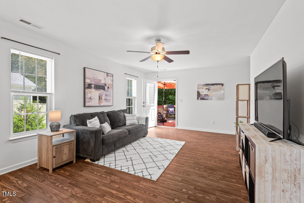 5444 Neuse View Drive Raleigh, NC 27610 - Photo 9 of 40 10