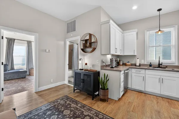 $1,000,000 | 401 11th Street, Sacramento, CA 95814