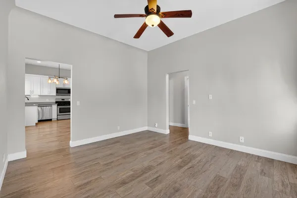 $1,000,000 | 401 11th Street, Sacramento, CA 95814