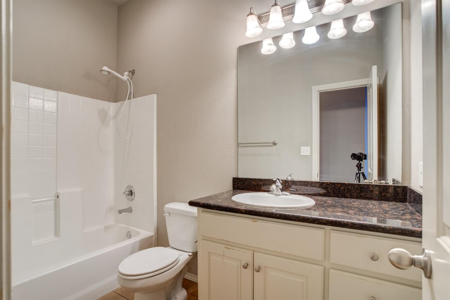 7803 85th Street Lubbock, TX 79424 - Photo 20 of 24 Photo 20