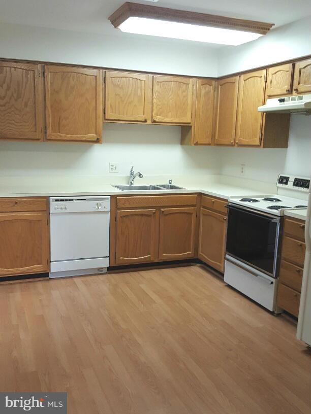 Storage galore with large table space