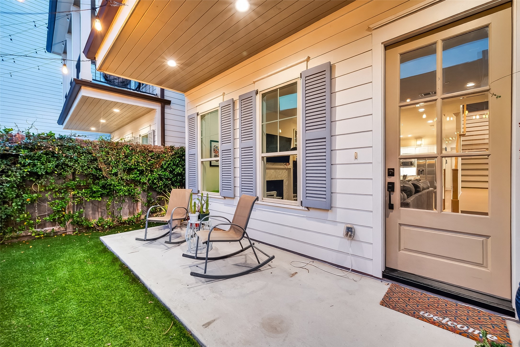 515 West 25th Street Houston, TX 77008 - Photo 3 of 35 Enjoy the 22’4” x 5’9” covered patio with recessed lighting and tongue-and-groove detail overlooking the front yard’s clean, artificial-turf design. Yard also has drainage system.