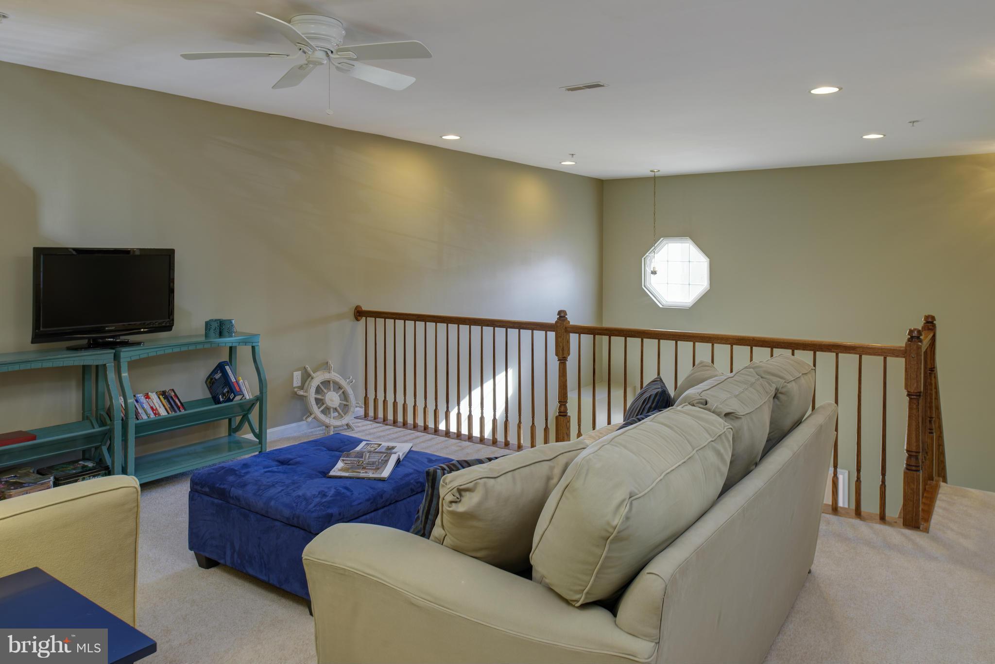 682 Ruxton Road, Unit 65 Dowell, MD 20629 - Photo 4 of 30 Separate comfortable loft area