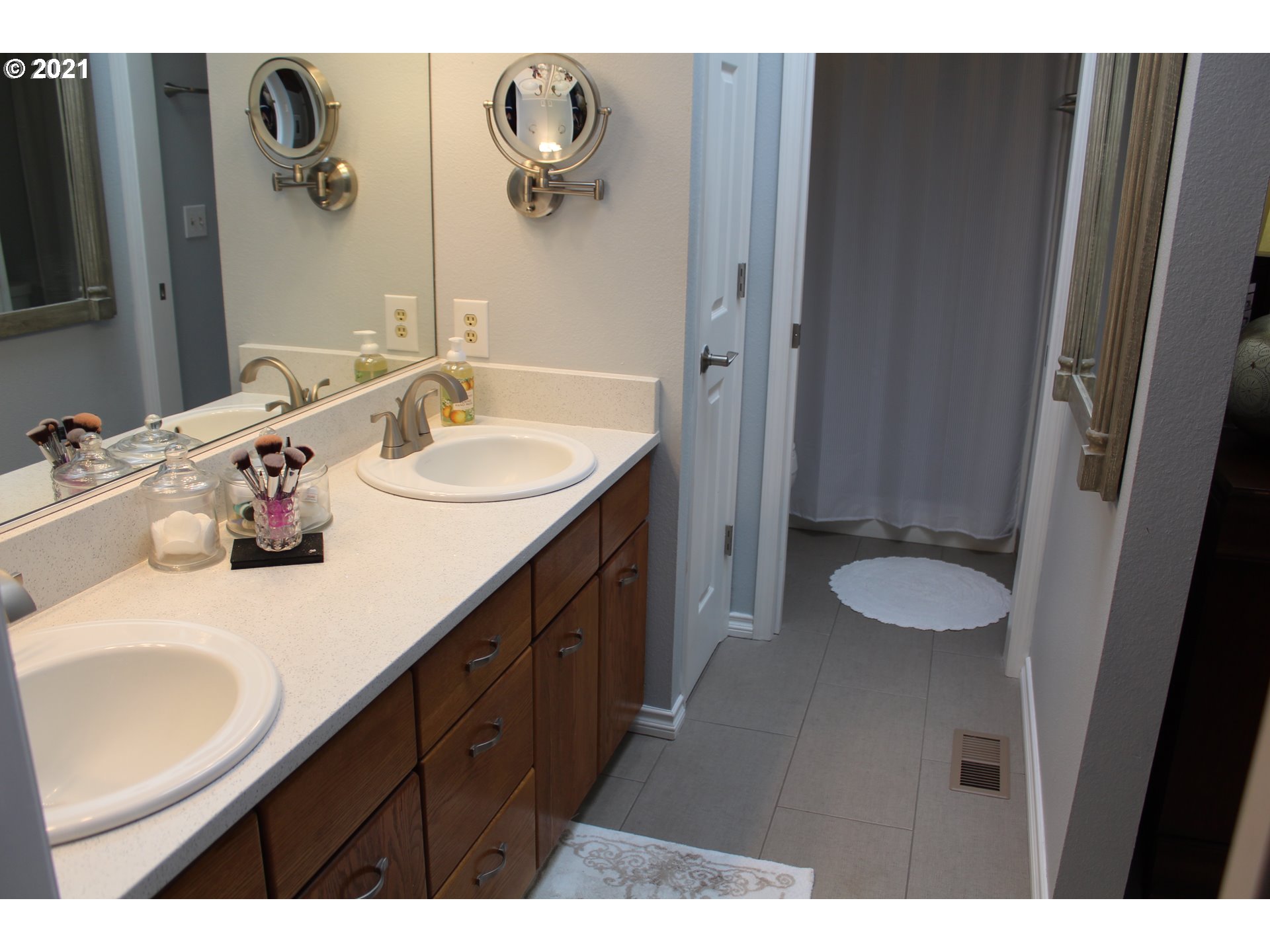 16506 Northeast 28th Avenue Ridgefield, WA 98642 - Photo 14 of 20 Gallery Image 14