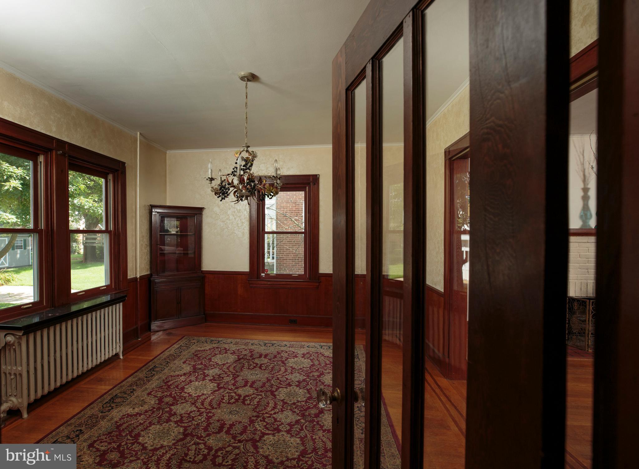 611 Brookwood Road Baltimore, MD 21229 - Photo 16 of 30 Dining Room