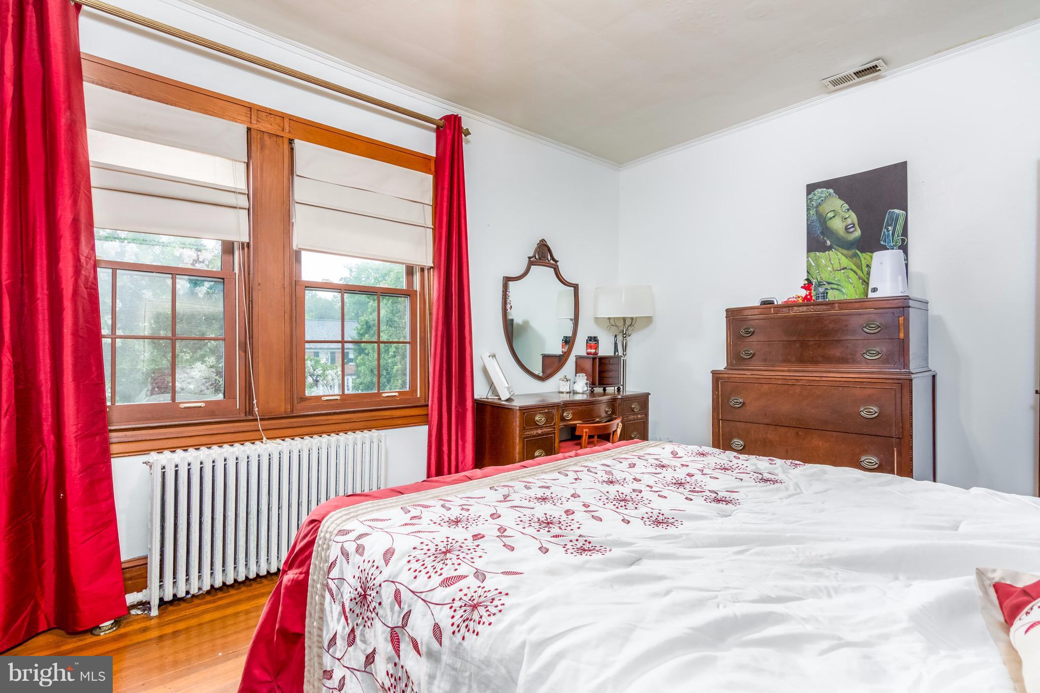 611 Brookwood Road Baltimore, MD 21229 - Photo 22 of 30 Bedroom (Master)