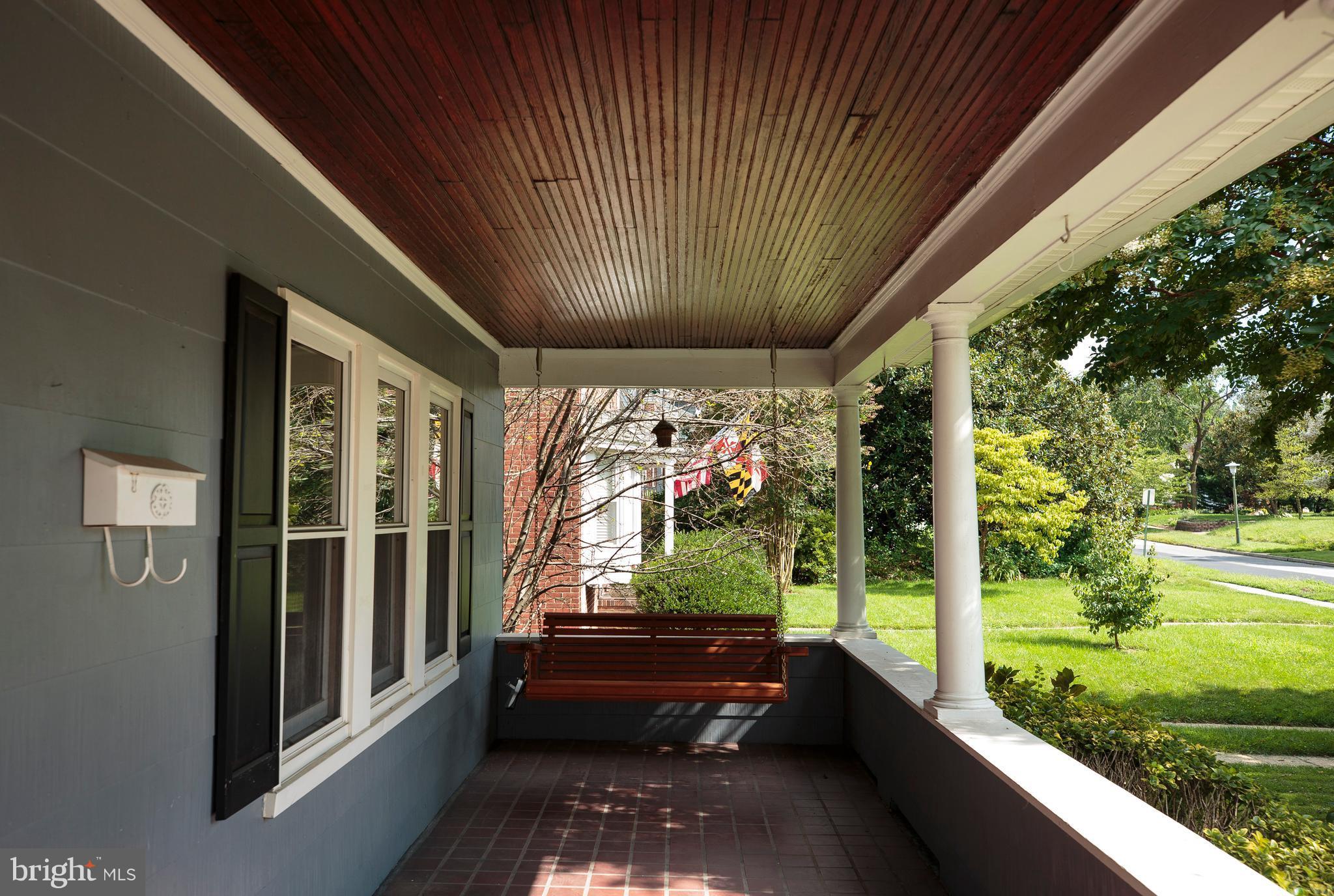 611 Brookwood Road Baltimore, MD 21229 - Photo 4 of 30 Exterior (Front)
