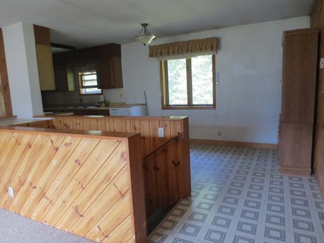 6335 Tom Doyle Lake Road Rhinelander, WI 54501 - Photo 3 of 14 Gallery Image 3