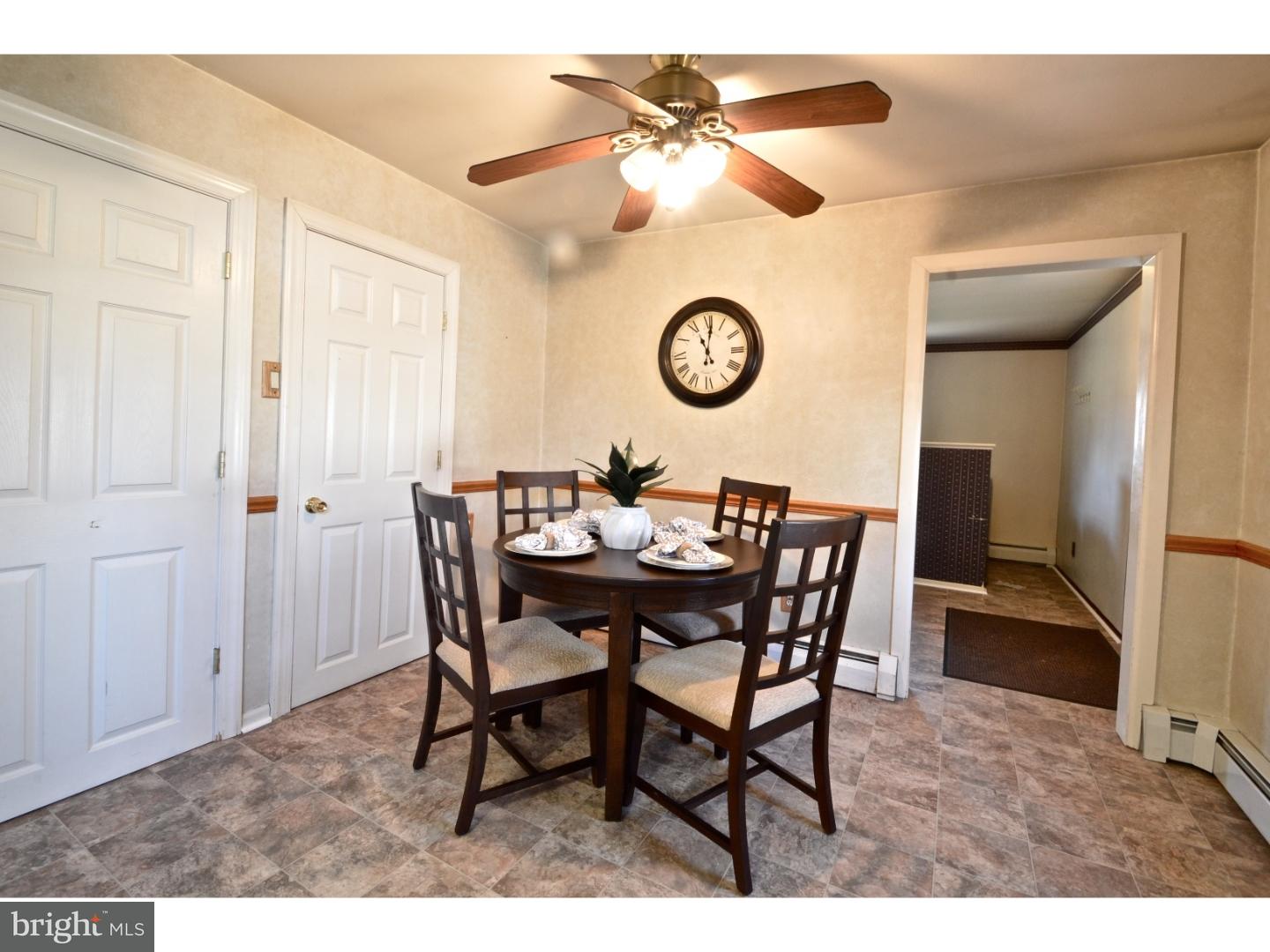 468 Hartford Road Mount Laurel, NJ 08054 - Photo 4 of 10 Kitchen