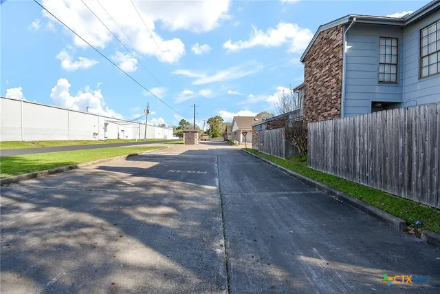 $260,000 | 1730 Ave C, Unit F, El Campo, TX 77437