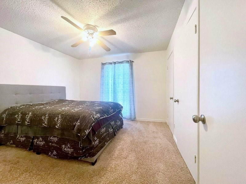 1901 South Voss Road, Unit 18 Houston, TX 77057 - Photo 20 of 23 Gallery Image 20