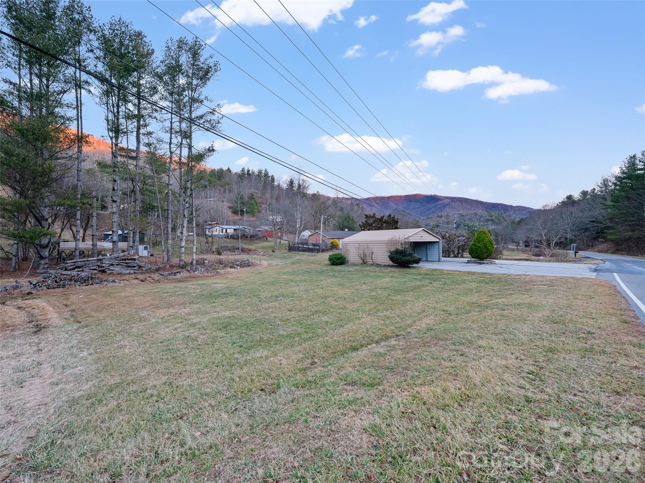 1280 Hamburg Road Bakersville, NC 28705 - Photo 24 of 28