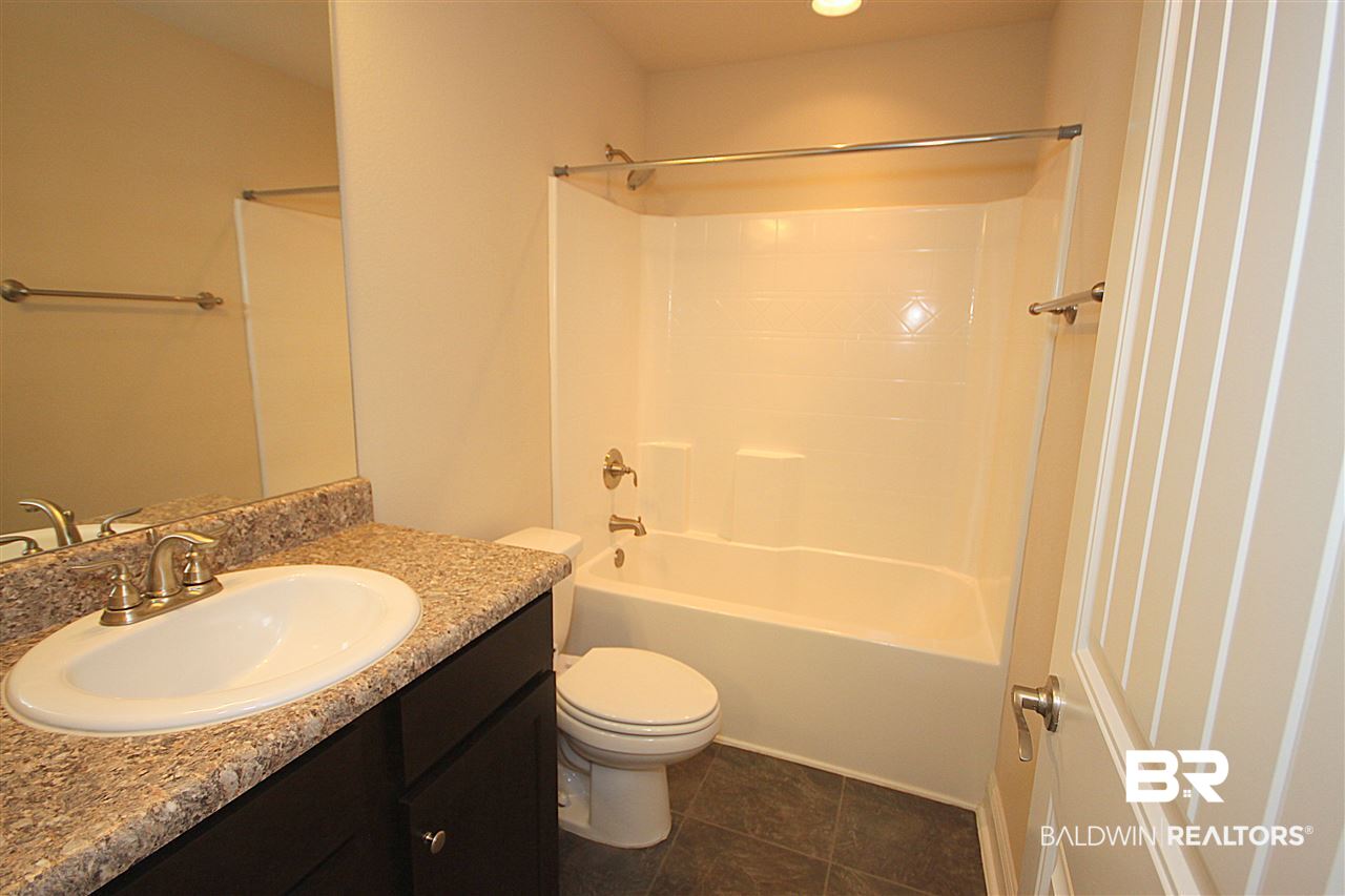 513 Charing Cross Street Fairhope, AL 36532 - Photo 23 of 33 Guest Bath