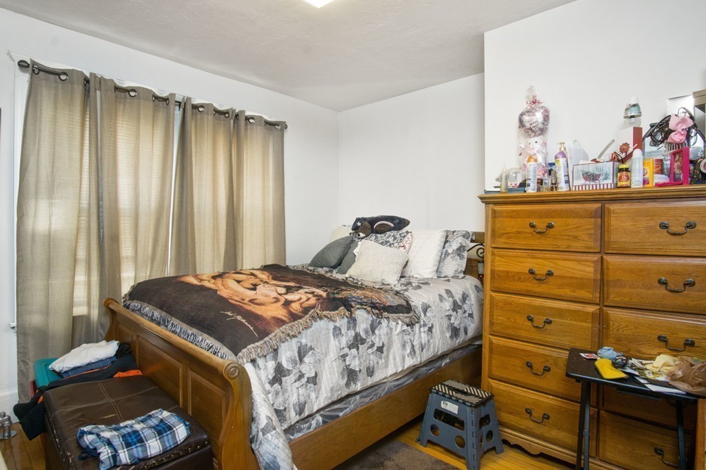 7 Belvoir Road Milton, MA 02186 - Photo 8 of 30 Gallery Image 8