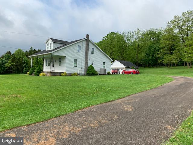 1886 Biglerville Road Gettysburg, PA 17325 - Photo 3 of 22