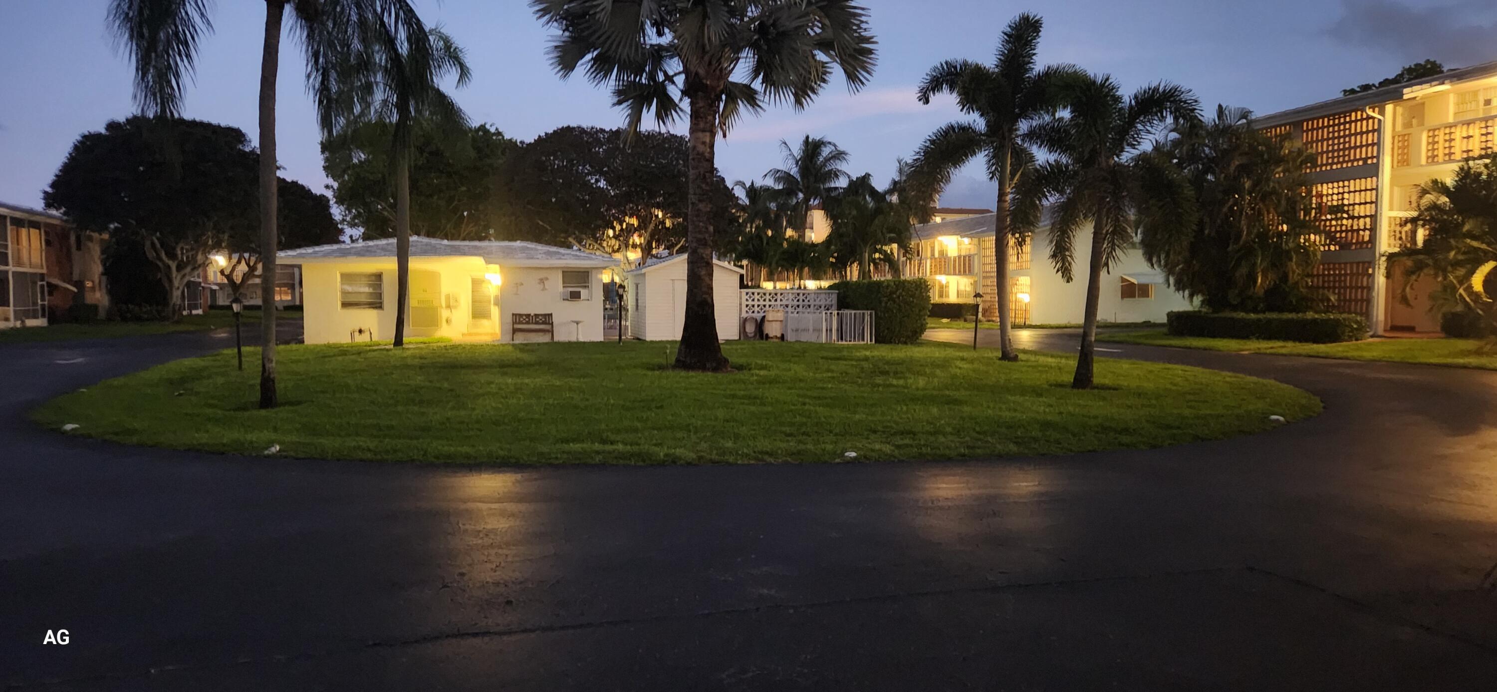 15 Southeast 13th Street, Unit D3 Boca Raton, FL 33432 - Photo 35 of 36 Palm Royal Aparments