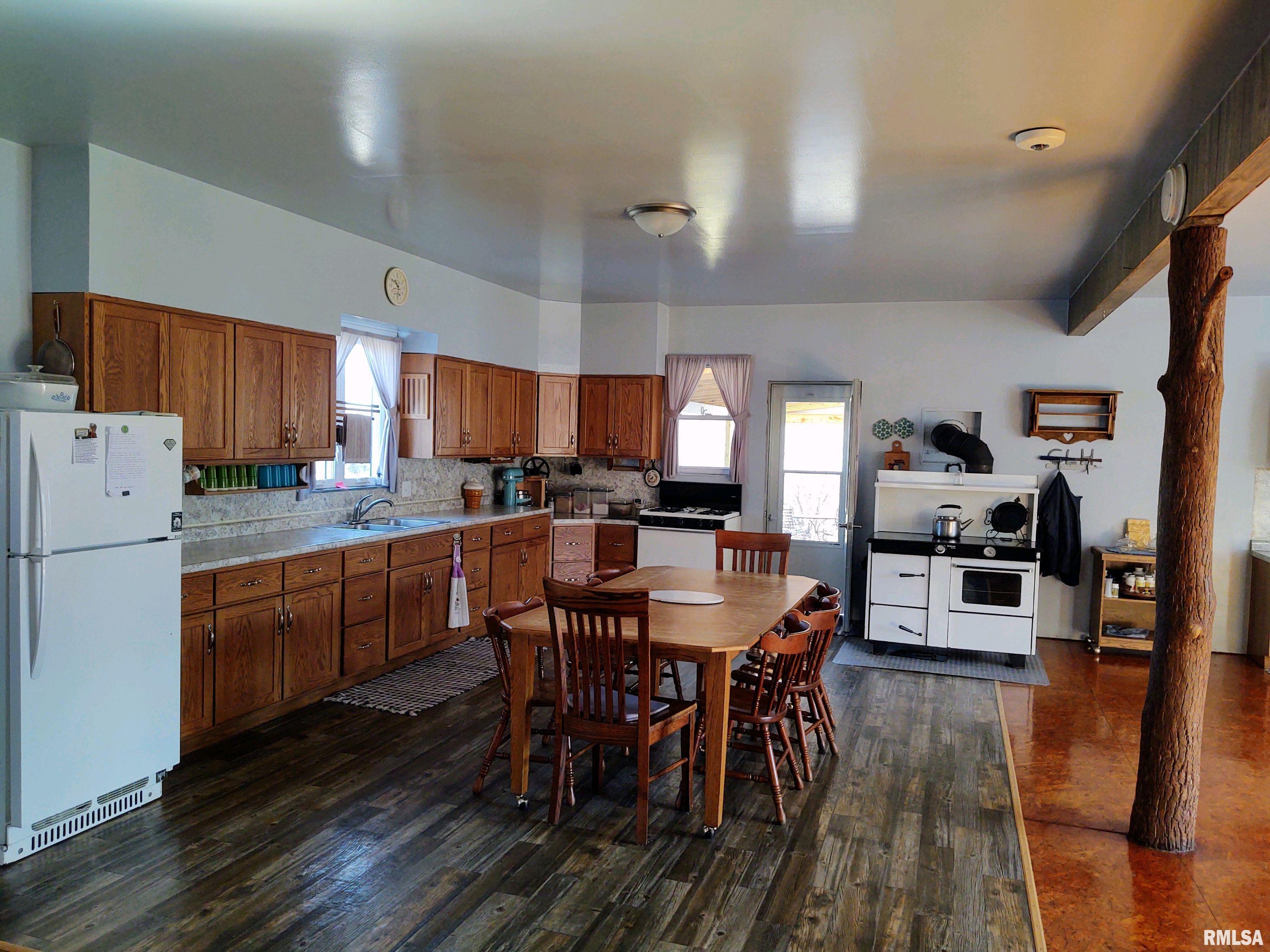 6270 Buncombe Road Buncombe, IL 62912 - Photo 6 of 71