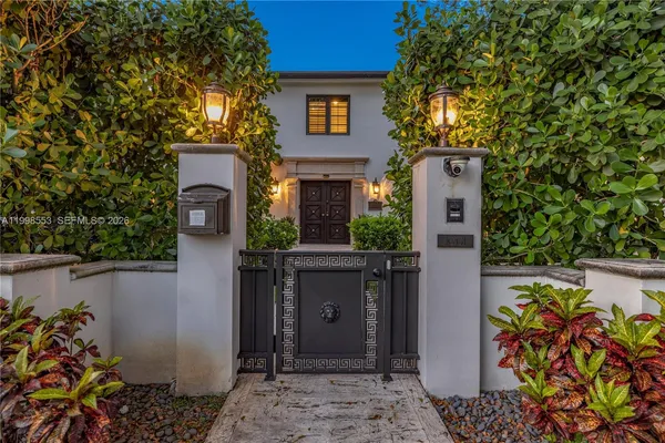 $4,500,000 | 1001 Northeast 96th Street, Miami Shores, FL 33138