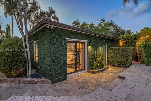 $4,500,000 | 1001 Northeast 96th Street, Miami Shores, FL 33138