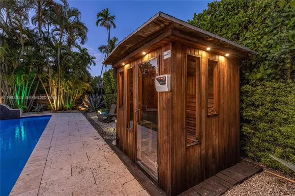 $4,500,000 | 1001 Northeast 96th Street, Miami Shores, FL 33138