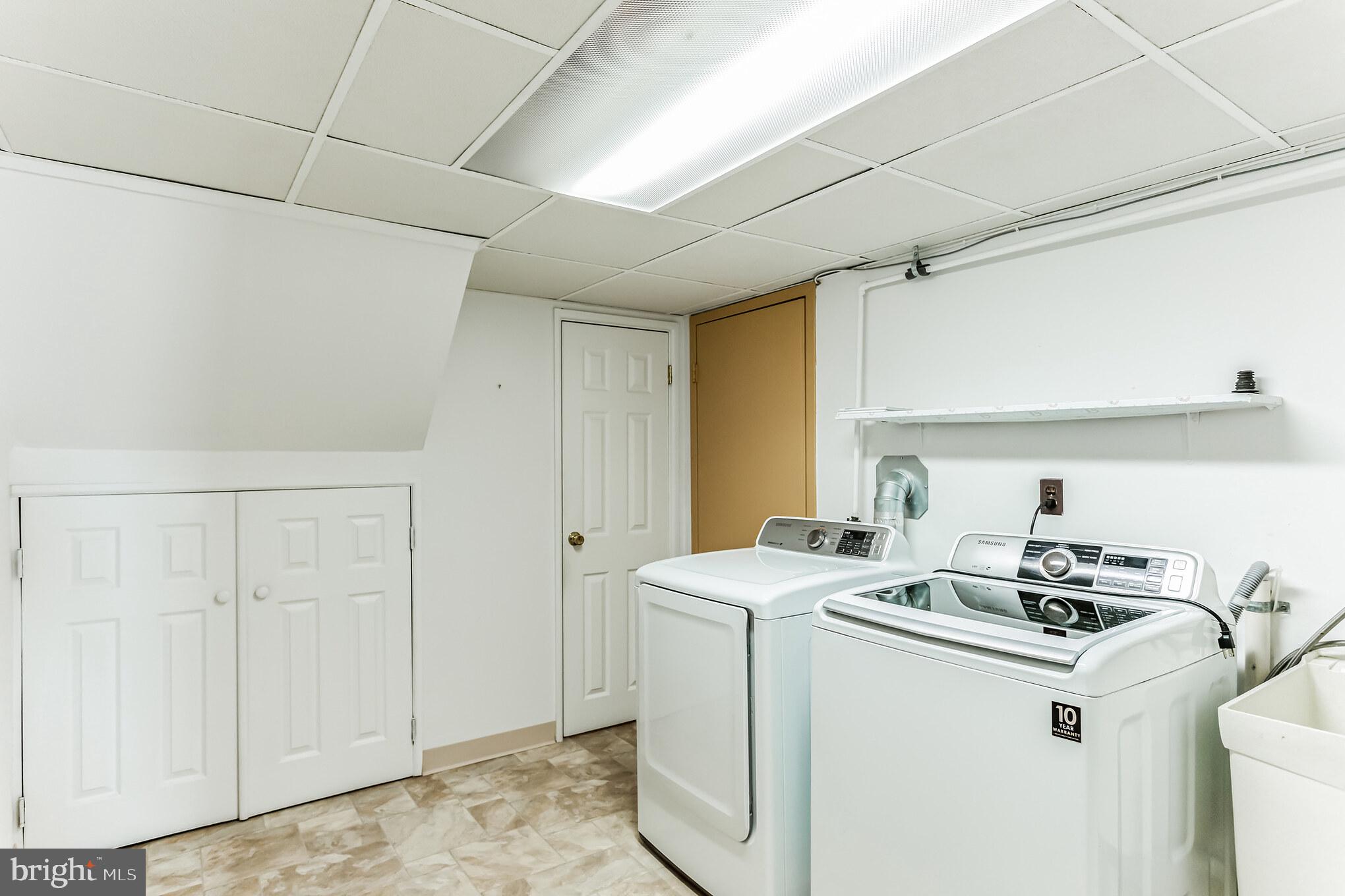 10825 Rayland Road Philadelphia, PA 19154 - Photo 22 of 30 Laundry Room
