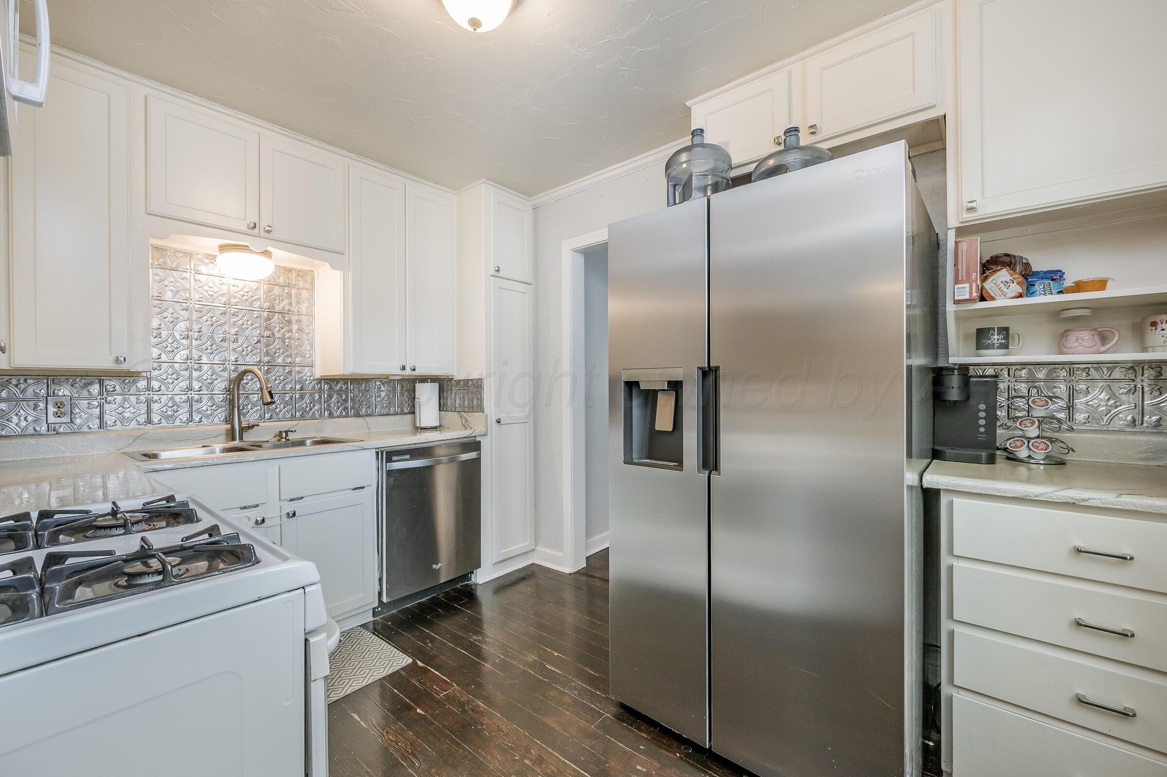 3619 South Hughes Street Amarillo, TX 79110 - Photo 7 of 17 1000008519
