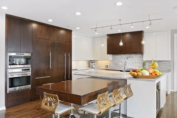 $3,500,000 | 4812 Lakeview Drive, Edina, MN 55424