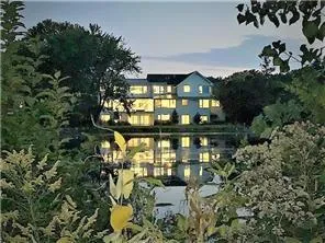 $3,500,000 | 4812 Lakeview Drive, Edina, MN 55424