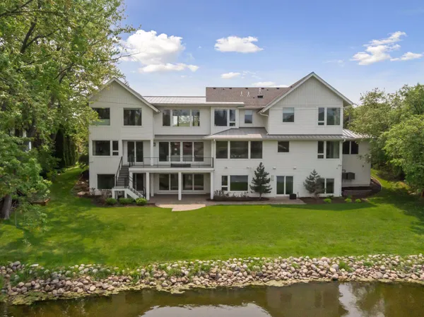 $3,500,000 | 4812 Lakeview Drive, Edina, MN 55424