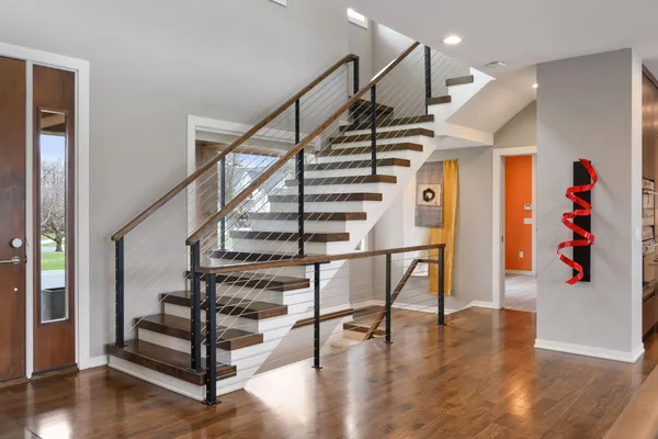 $3,500,000 | 4812 Lakeview Drive, Edina, MN 55424