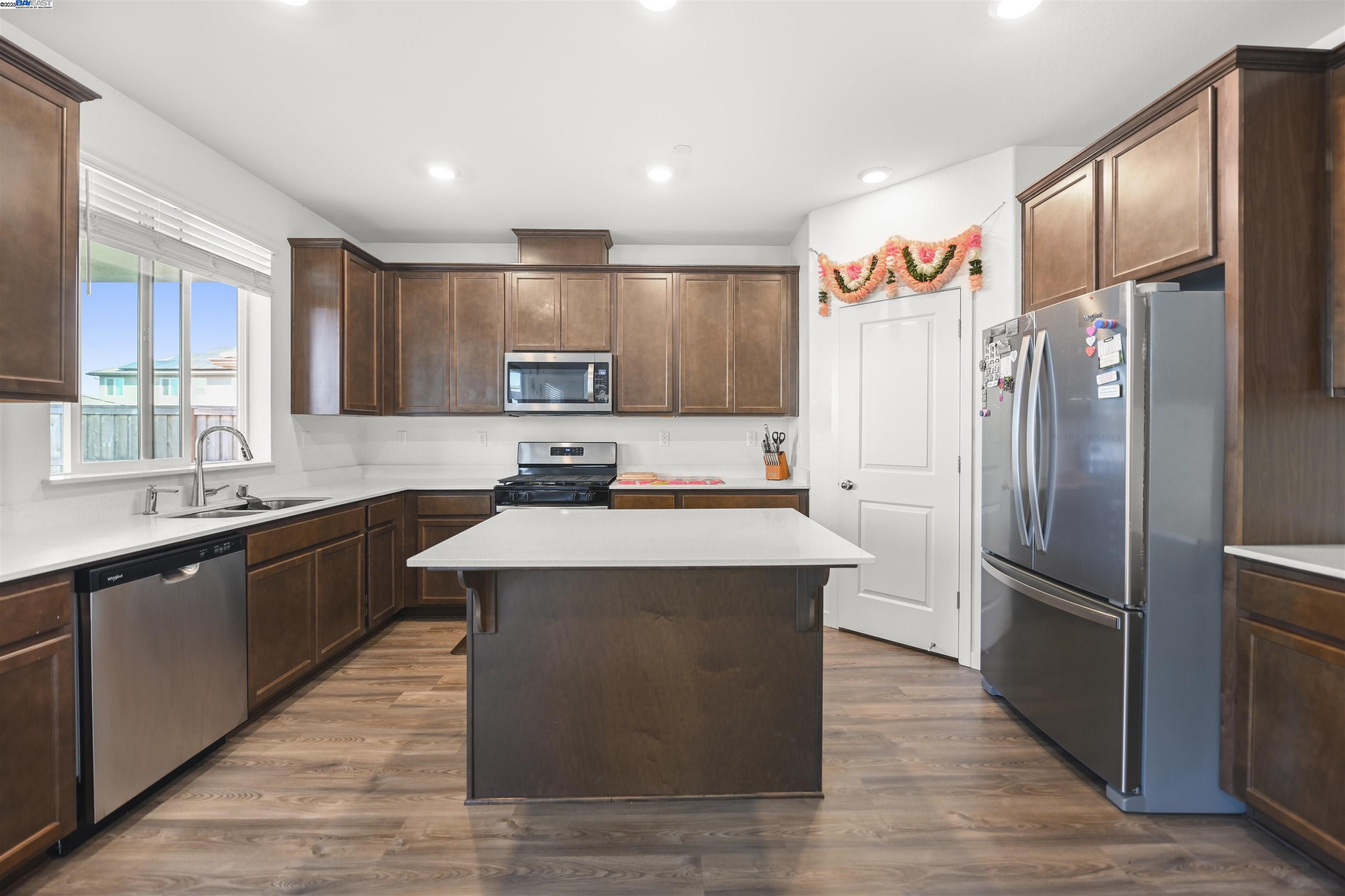 9620 Mason Trails Road Roseville, CA 95747 - Photo 4 of 27