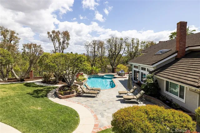$3,600,000 | 25611 Rangewood Road, Laguna Hills, CA 92653