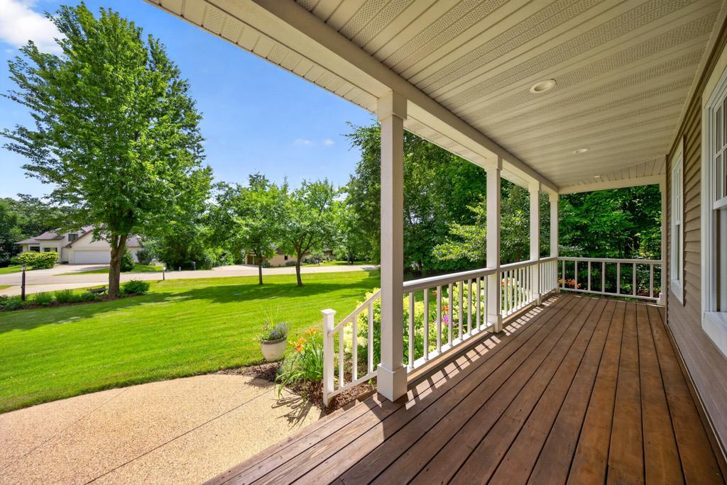 6907 Bluff Lane Northwest Rochester, MN 55901 - Photo 5 of 99 Gallery Image 5