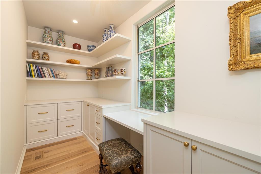 300 Blackland Road Northwest Atlanta, GA 30342 - Photo 34 of 75 Gallery Image 34