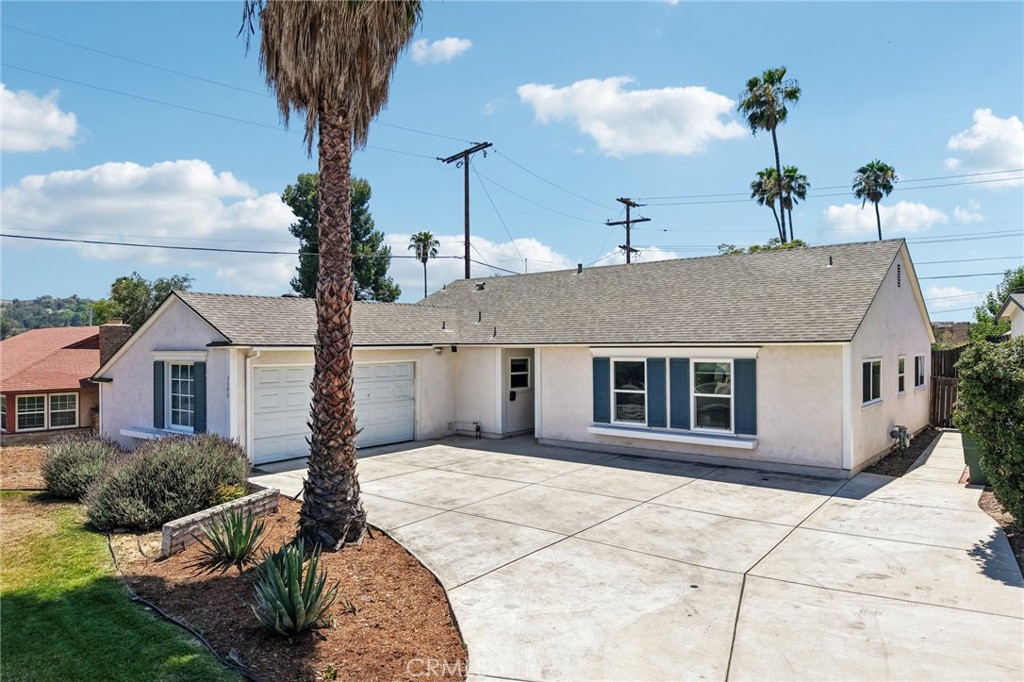 3595 Watkins Drive Riverside, CA 92507 - Photo 1 of 48