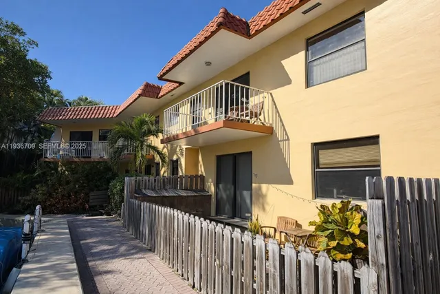 $1,750 | 3522 Northeast 166th Street, Unit 7, North Miami Beach, FL 33160