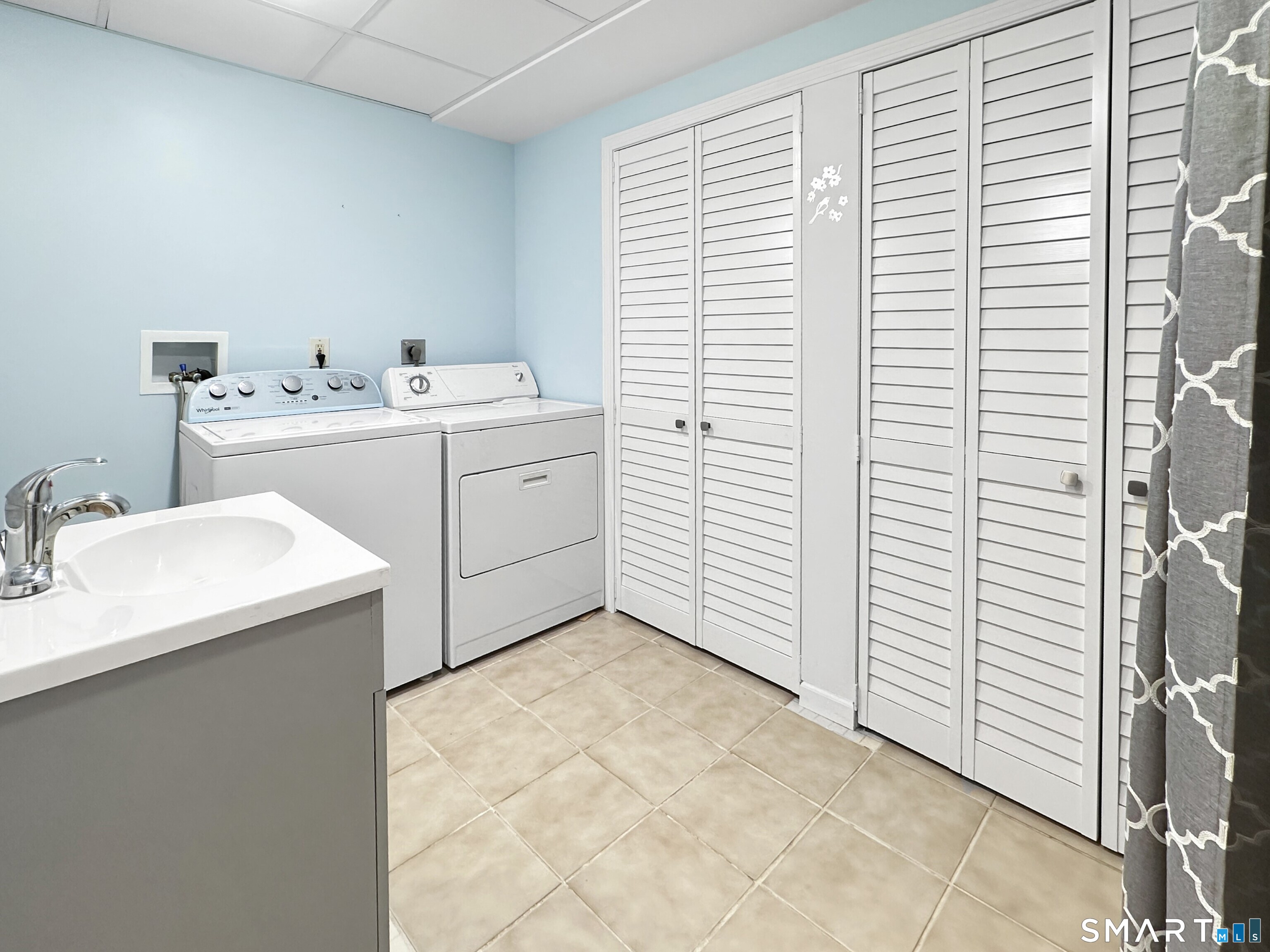 120 Giants Neck Road East Lyme, CT 06357 - Photo 16 of 37 Gallery Image 16