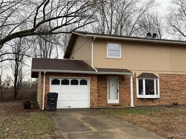 $135,000 | 3339 Dovershire Drive, Belleville, IL 62221