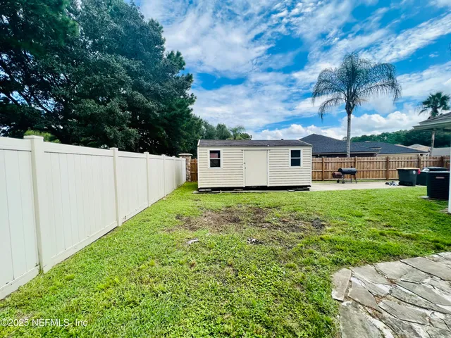 $2,400 | 9332 Beresford Court, Jacksonville, FL 32244