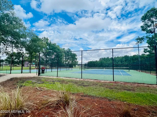 $2,400 | 9332 Beresford Court, Jacksonville, FL 32244