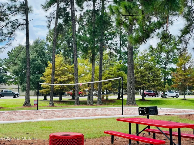 $2,400 | 9332 Beresford Court, Jacksonville, FL 32244