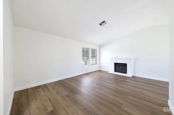 $364,900 | Undisclosed Address, Bakersfield, CA 93313