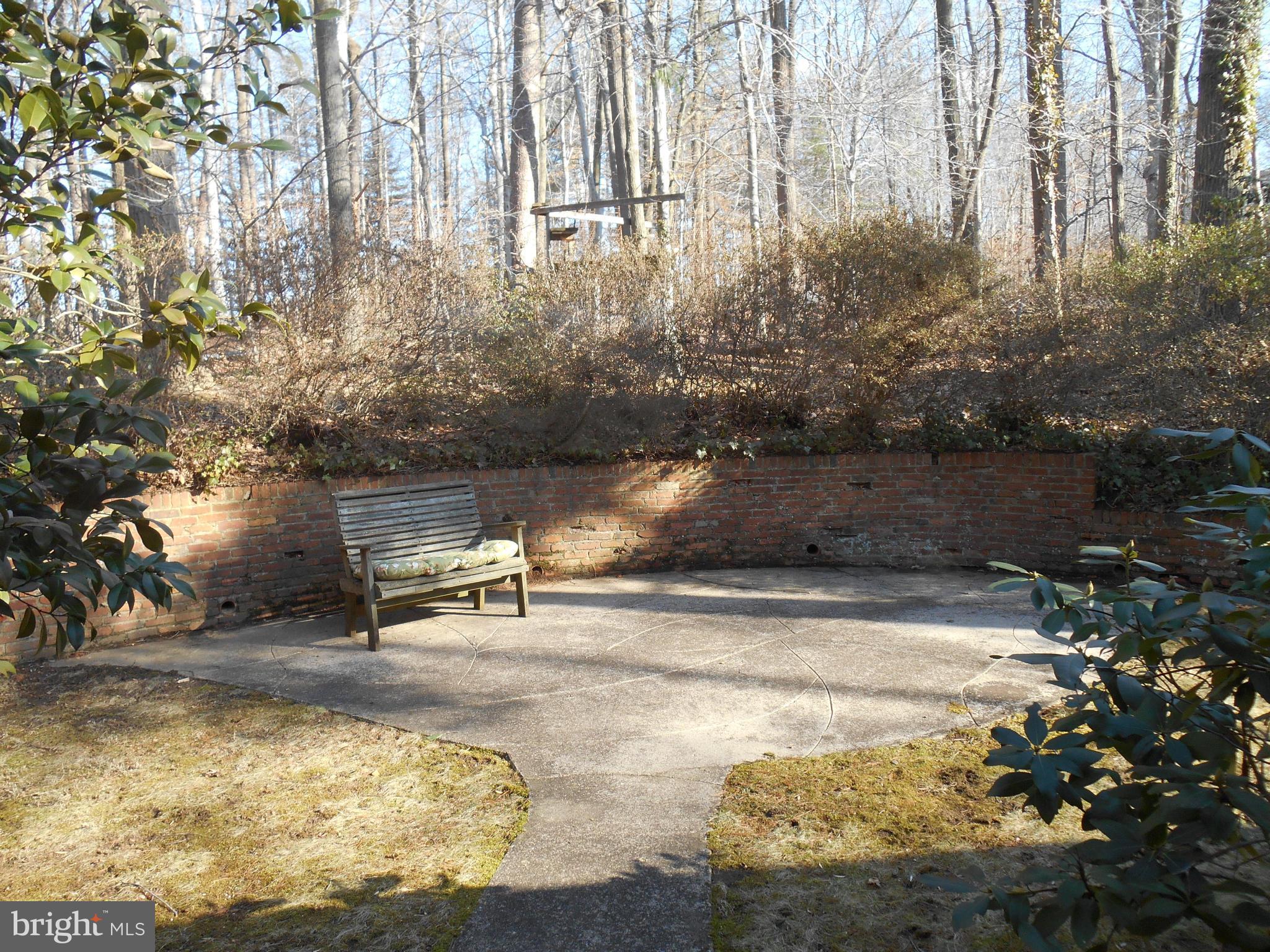 2135 Edgewater Parkway Silver Spring, MD 20903 - Photo 8 of 10 Exterior (Rear)