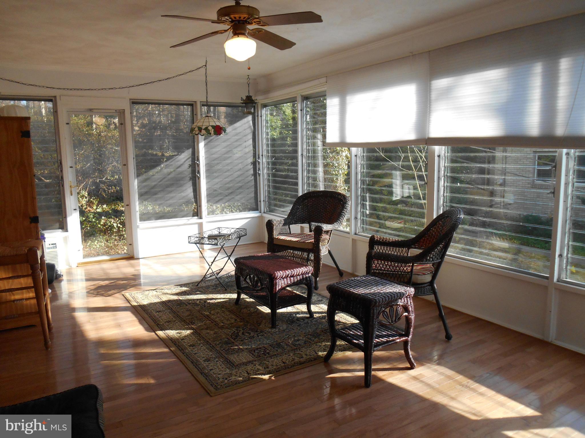 2135 Edgewater Parkway Silver Spring, MD 20903 - Photo 9 of 10 Solarium