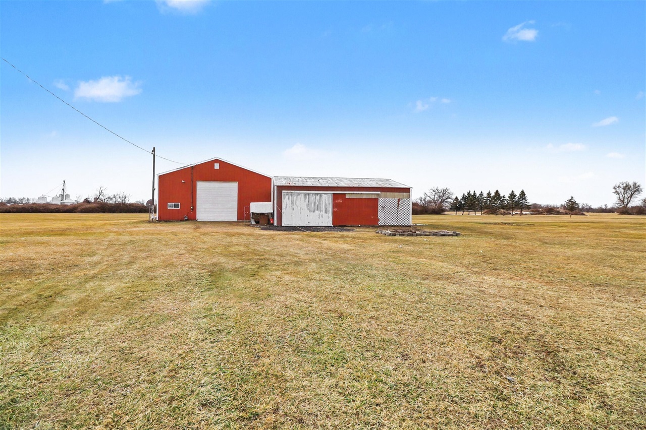 11329 Crowe Road Milan, MI 48160 - Photo 34 of 45