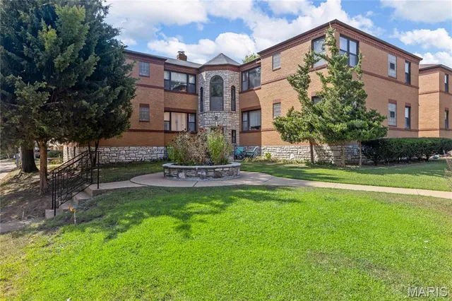 $1,000 | Undisclosed Address, St. Louis, MO 63109