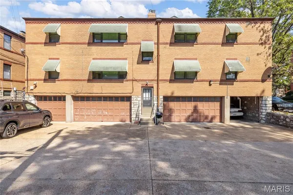 $1,000 | Undisclosed Address, St. Louis, MO 63109