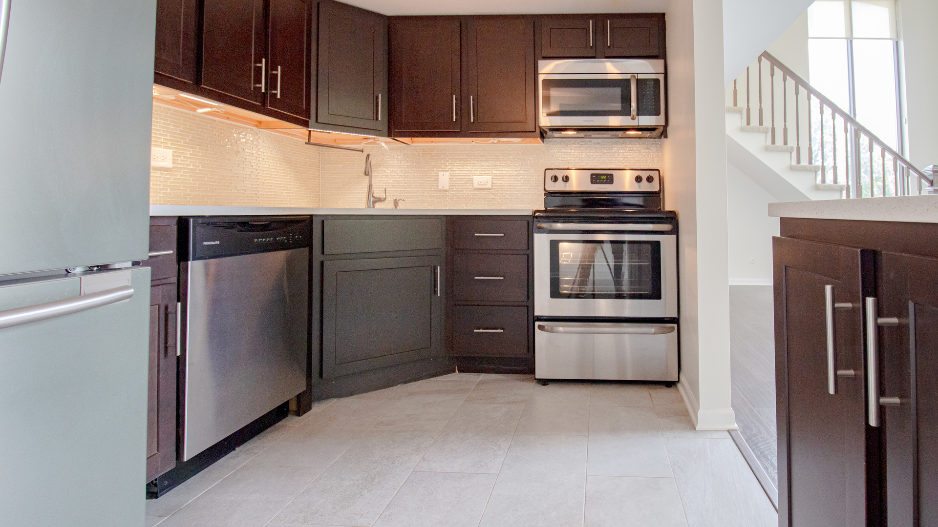 20 North Tower Road, Unit 1M Oak Brook, IL 60523 - Photo 4 of 30 Gallery Image 4