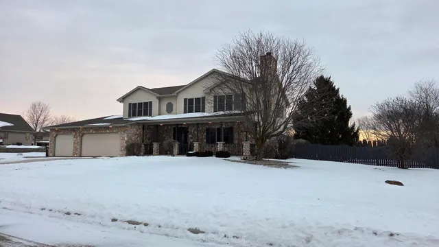 $649,000 | 242 Kiesner Drive, Chilton, WI 53014